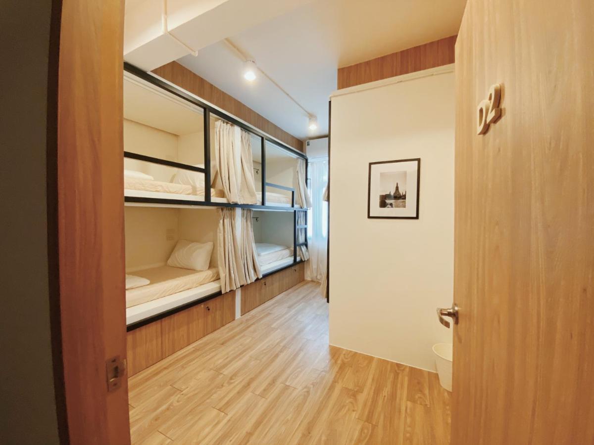 Ben&Pooh Hostel Bangkok Extérieur photo